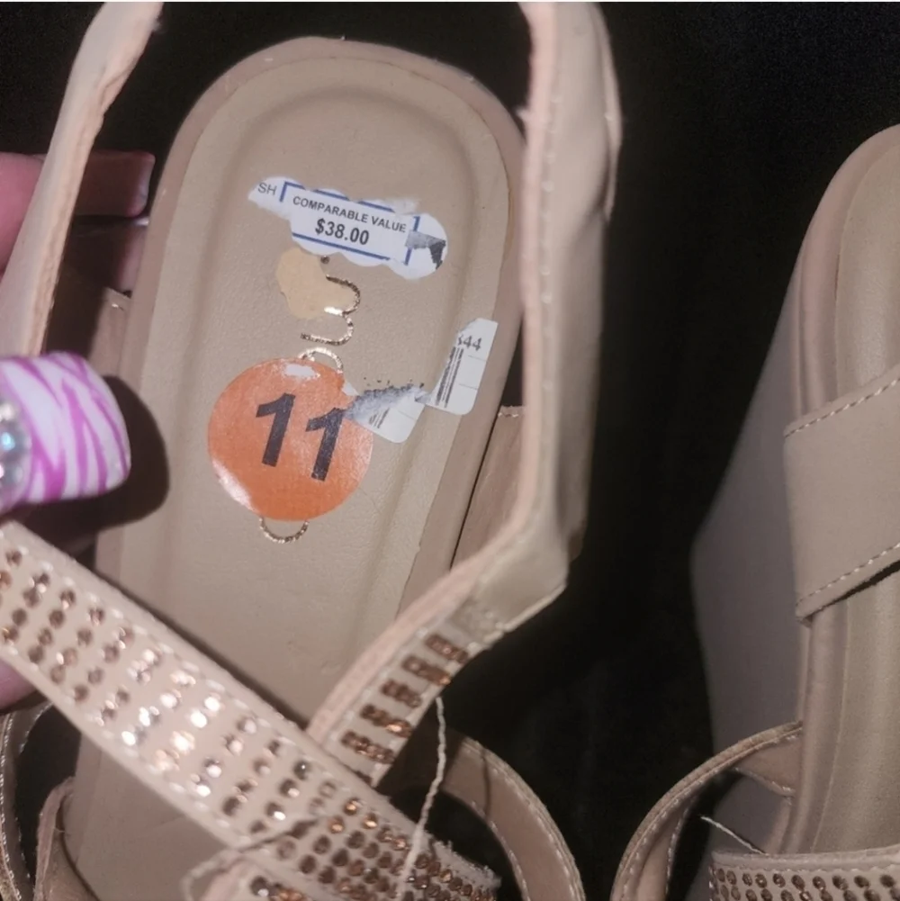 NWOT ME TOO rhinestone wedge sandal size 11